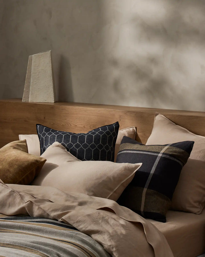 Dante Midnight Linen - Sophisticated Style Discover Dante Midnight: luxurious European linen with a warm onyx tone, perfect for timeless elegance in any setting.