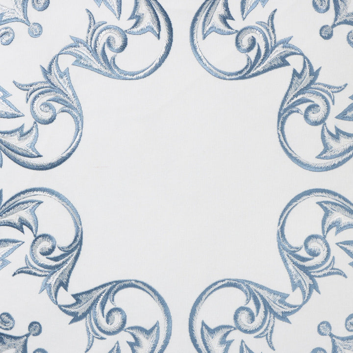 Provincial 50x50 100% Cotton. Embroidered. Edging.