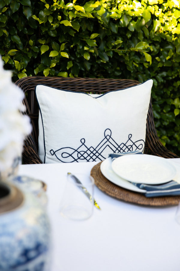Linen Cape Cod 50x50 - Elegant 100% Linen Fabric Discover Linen Cape Cod 50x50 - 100% Linen with exquisite Applique and Piping for a refined touch.