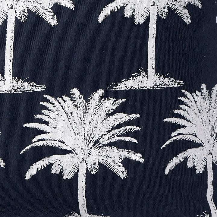 Blue Hawaii 50x50 - 100% Navy Cotton with White Piping Discover Blue Hawaii 50x50, made of 100% navy cotton with printed design and white piping. Perfect for any setting!