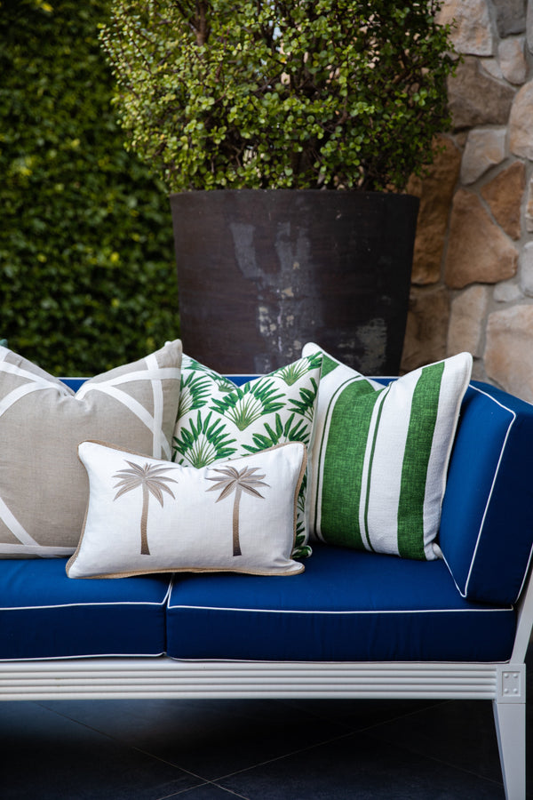 Linen Newport Sand 55x55 - 100% Linen Applique Discover the Linen Newport Sand 55x55, featuring 100% linen and stylish applique design. Perfect addition to elevate your decor.