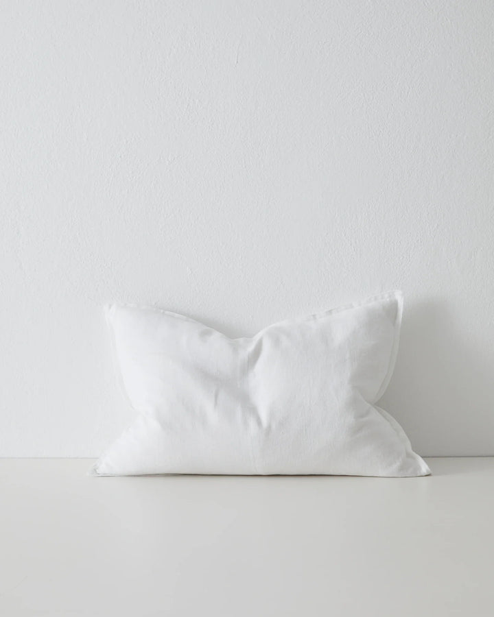 Como Snow Cushion - Classic White Linen Discover the Como Snow cushion, crafted from premium European linen for a soft, stylish look. Perfect for any decor.