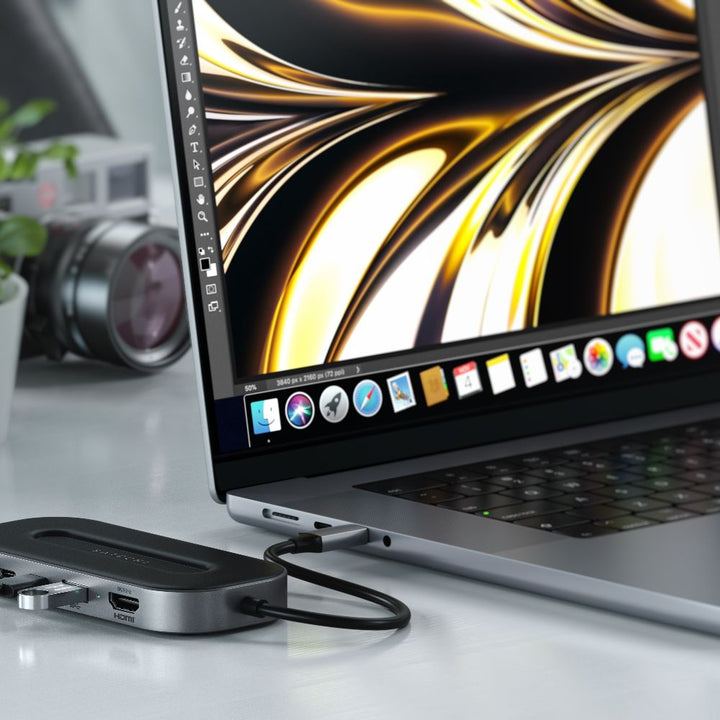 Satechi USB4 Multiport Adapter with 2.5G Ethernet (Space Grey) Add greater connectivity to your workspace with the Satechi USB-4 Multiport Adapter with 2.5G Ethernet. Featuring next-gen USB4 protocols for better bandwidth management and data transfer, you