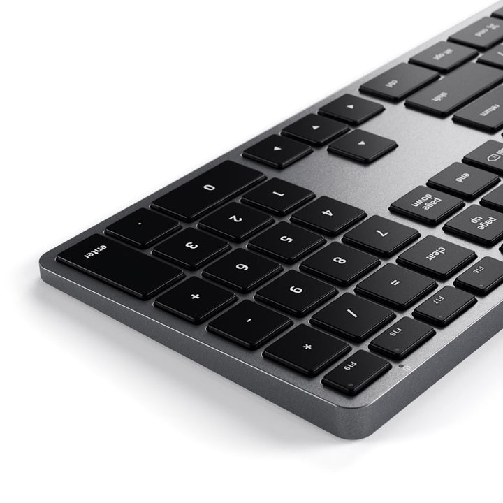 Satechi Slim W3 Wired USB-C Backlit Keyboard (Space Grey) Complete your modern desk space, while working remotely or from home, with the Satechi Slim W3 Wired Backlit Keyboard. Designed for Mac devices, the W3 Keyboard features an extended layout with a n