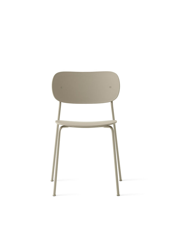 Co Dining Chair, Outdoor by Audo Copenhagen - Designed in weather-resistant recycled plastic for hassle-free upkeep, the Co Dining Chair, Outdoor is a practical and reliable choice for outdoor environments year-round. Its stackable design offers space-eff