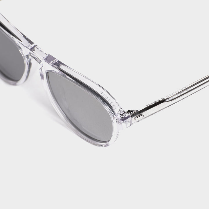 Vaanyard ILLICIT. Glacier Gloss | Silver Flash Sunglasses