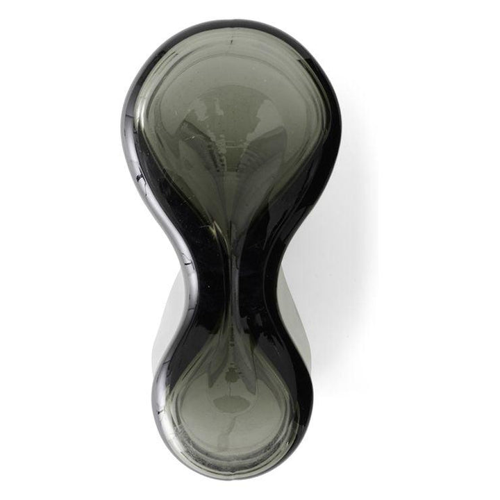 Aer Vase by Audo Copenhagen - Designer Gabriel Tan's appreciation of simplicity, sculptural beauty and functionality come together in the Aer Collection. The rippled, asymmetrical silhouette of the Aer Vase is perfect for admiring from afar and exploring