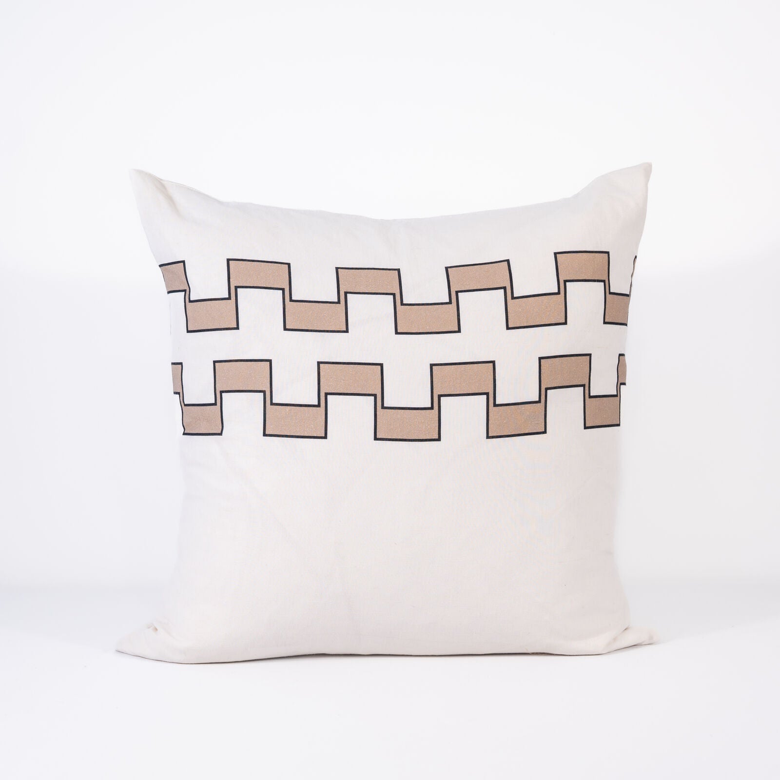 Eadie_Lifestyle_Astor_Outdoor_Cushion_Natural_107689.jpg?v=1767837204