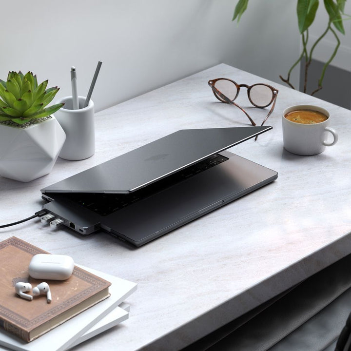 Satechi Eco-Hardshell Case for MacBook Pro 14" Exclusively designed for 2021 MacBook Pro 14", the Eco-Hardshell is comprised of recycled polycarbonate plastic which is 100% fully recyclable. This sleek and lightweight case features an anti-scratch and ant