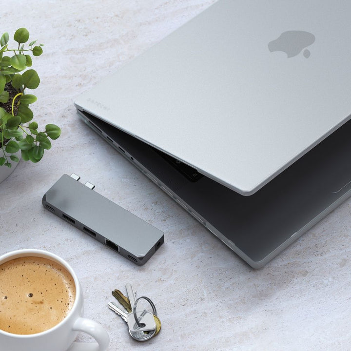 Satechi Eco-Hardshell Case for MacBook Pro 14" Exclusively designed for 2021 MacBook Pro 14", the Eco-Hardshell is comprised of recycled polycarbonate plastic which is 100% fully recyclable. This sleek and lightweight case features an anti-scratch and ant