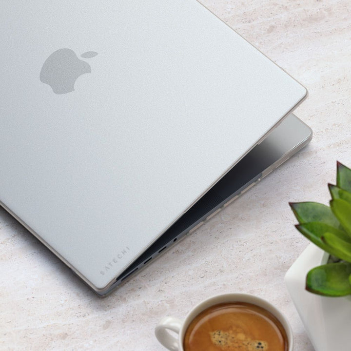Satechi Eco-Hardshell Case for MacBook Pro 14" Exclusively designed for 2021 MacBook Pro 14", the Eco-Hardshell is comprised of recycled polycarbonate plastic which is 100% fully recyclable. This sleek and lightweight case features an anti-scratch and ant