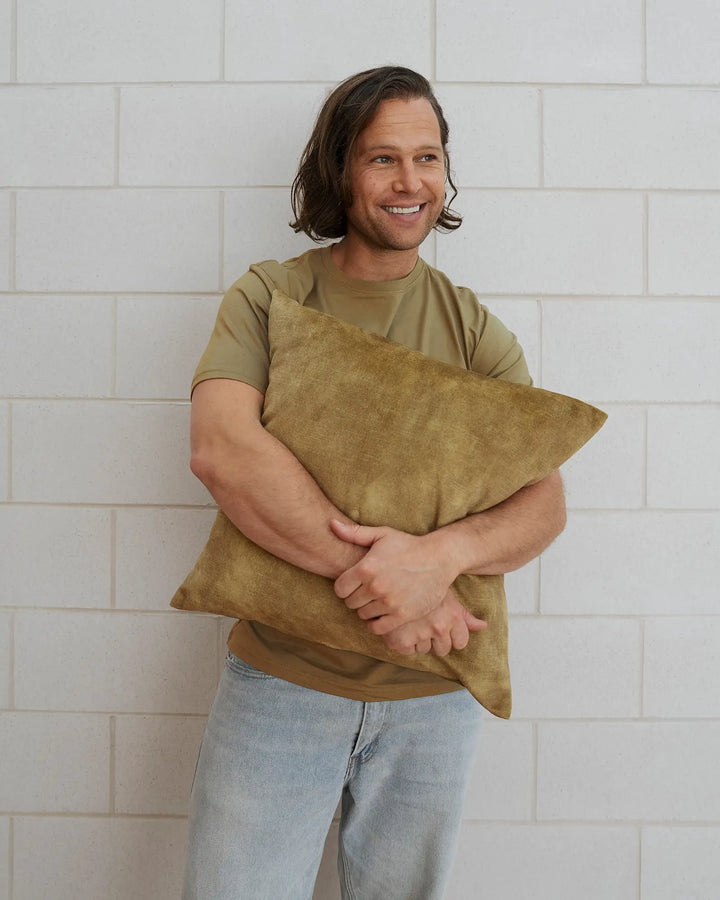 Ava Chartreuse Cushion - Soft Velvet Luxury Discover the uplifting Ava Chartreuse cushion in rich velvet with 20 stunning colors. Perfect blend of style and comfort for your home.