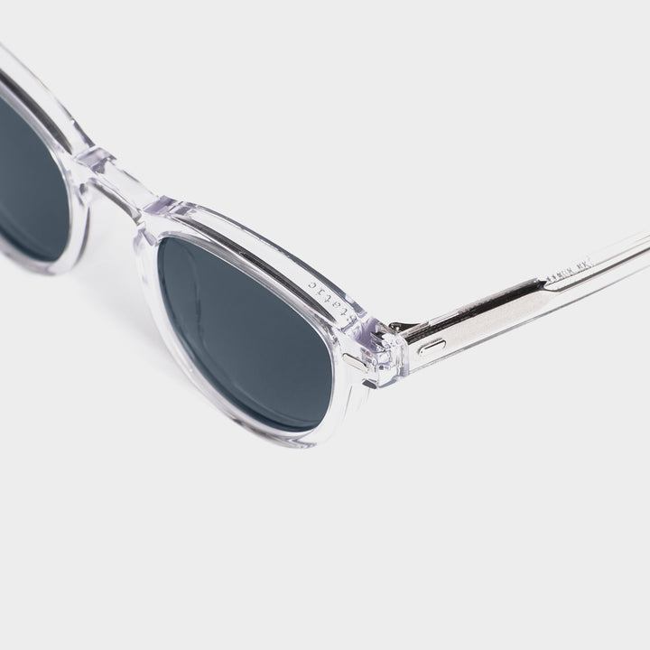Vaanyard STATIC Glacier Gloss | Blue Sunglasses