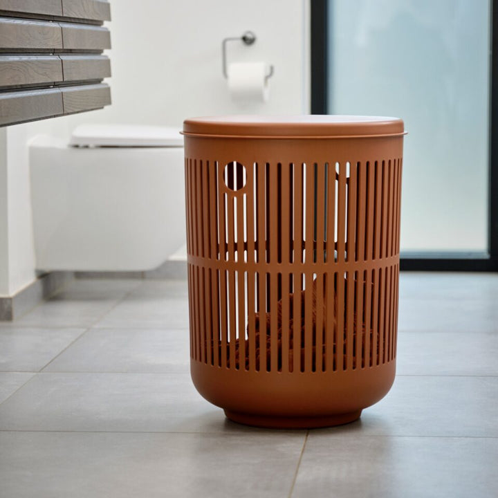 Ume Laundry Basket 60L w/Lid Terracotta