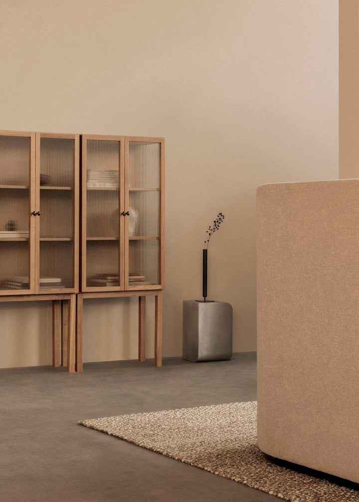 Volume Side Table by Audo Copenhagen - Introduce a fresh approach to contemporary design with our Volume Side Table. Crafted from aluminium, its sleek and modern appearance features a balance of curved and straight lines. The polishing process enhances it