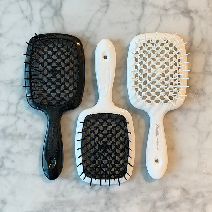 Janake Super Brush ( Multi Colours ) | Australian Stockist Introducing the Superbrush by Janake Italy. This wet-to-dry styling brush is a patented cult favourite, renowned for its effectiveness and popularity. As a professional haircare tool, the Janake S