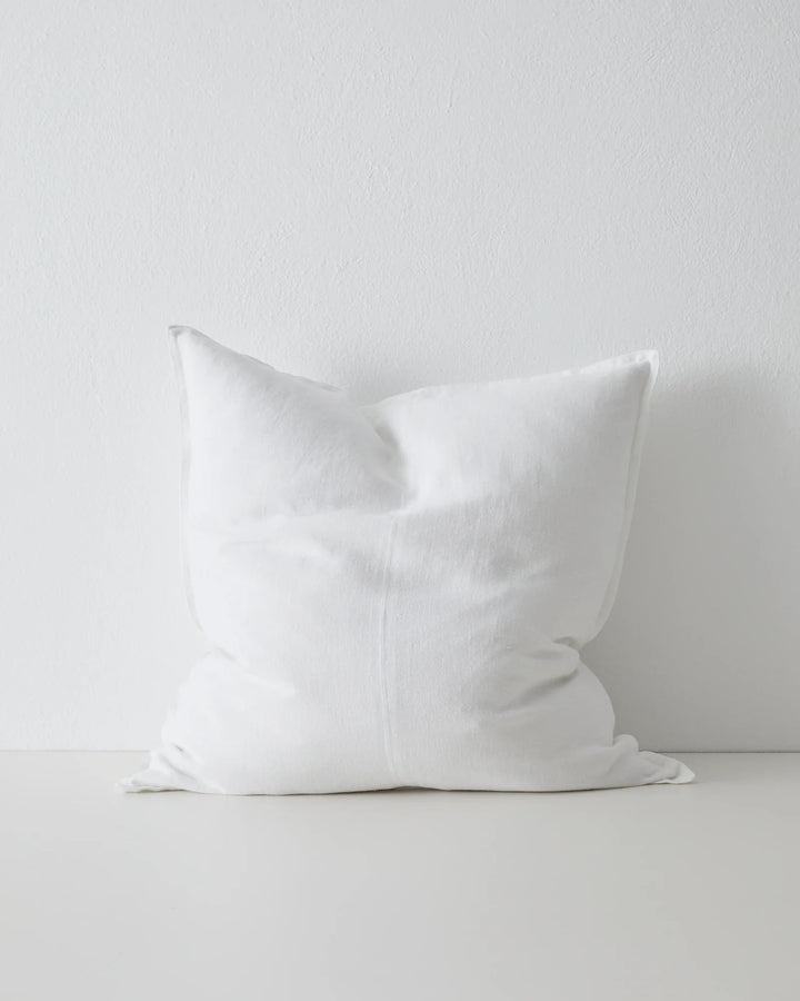 Como Snow Cushion - Classic White Linen Discover the Como Snow cushion, crafted from premium European linen for a soft, stylish look. Perfect for any decor.