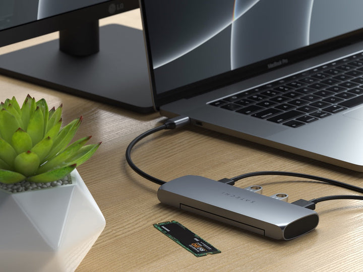 Satechi USB-C Hybrid Multiport Adapter with SSD Enclosure Level up your data storage at home or on-the-go using the Satechi USB-C Hybrid Multiport Adapter. Combining the convenience of an external drive and USB-C hub, the USB-C Hybrid Multiport Adapter fe