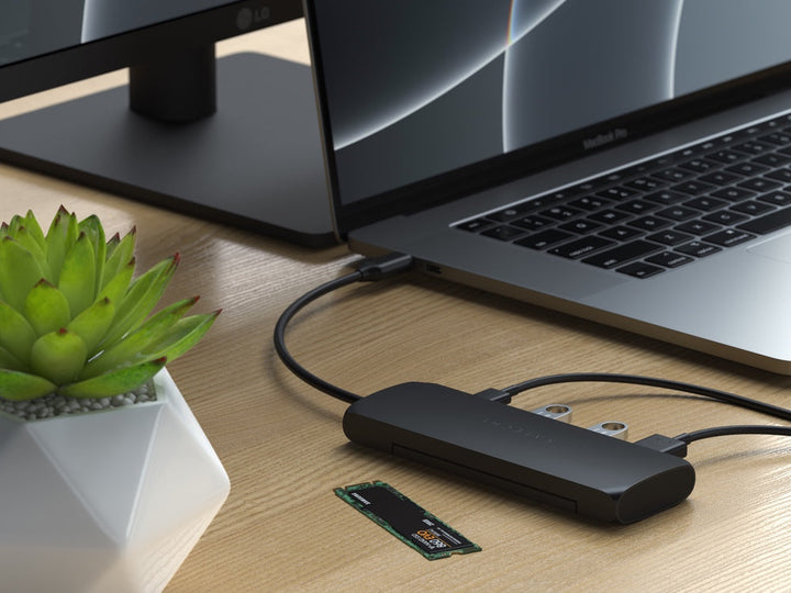 Satechi USB-C Hybrid Multiport Adapter with SSD Enclosure Level up your data storage at home or on-the-go using the Satechi USB-C Hybrid Multiport Adapter. Combining the convenience of an external drive and USB-C hub, the USB-C Hybrid Multiport Adapter fe