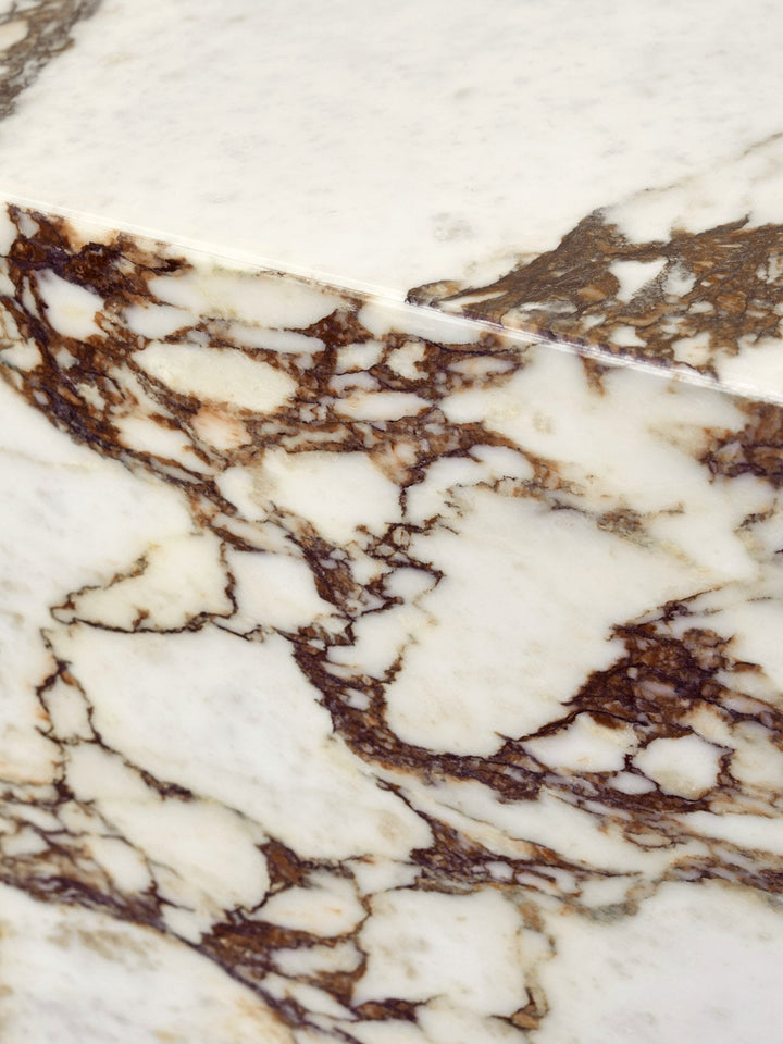 Plinth Tall Rose Calacarra Viola Marble