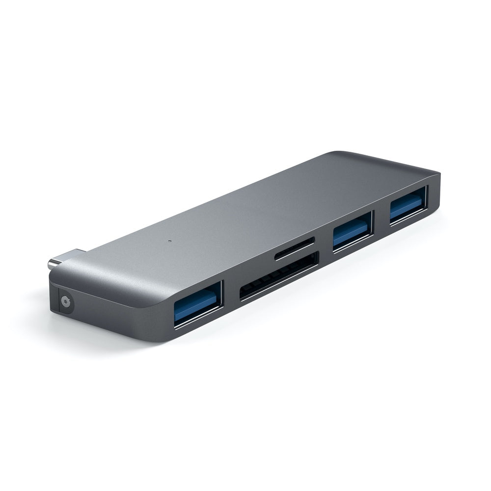 Satechi USB-C/USB 3.0 3-in-1 Combo Hub USB Type-C connector 3x USB Type-A ports for your favourite devices Micro SD and SD card slots Note that this hub does not support pass-through charging Sleek compact aluminium design complements Apple computers and
