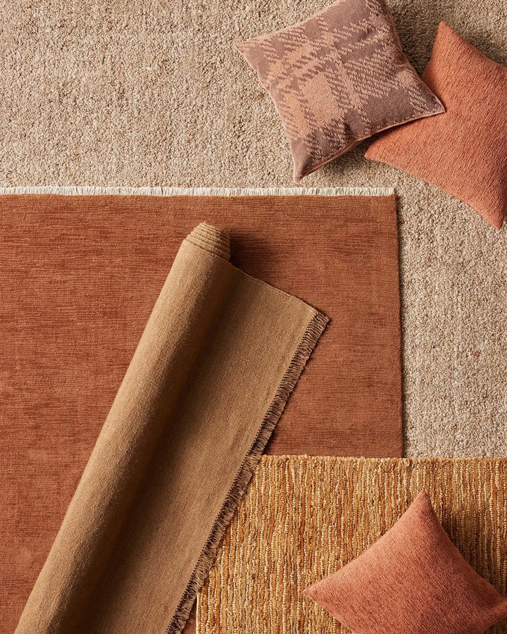 Emilio Toffee - Premium Flat-Weave Rug Discover Emilio Toffee, a sophisticated linen rug with rich golden tones and timeless charm, perfect for modern interiors.