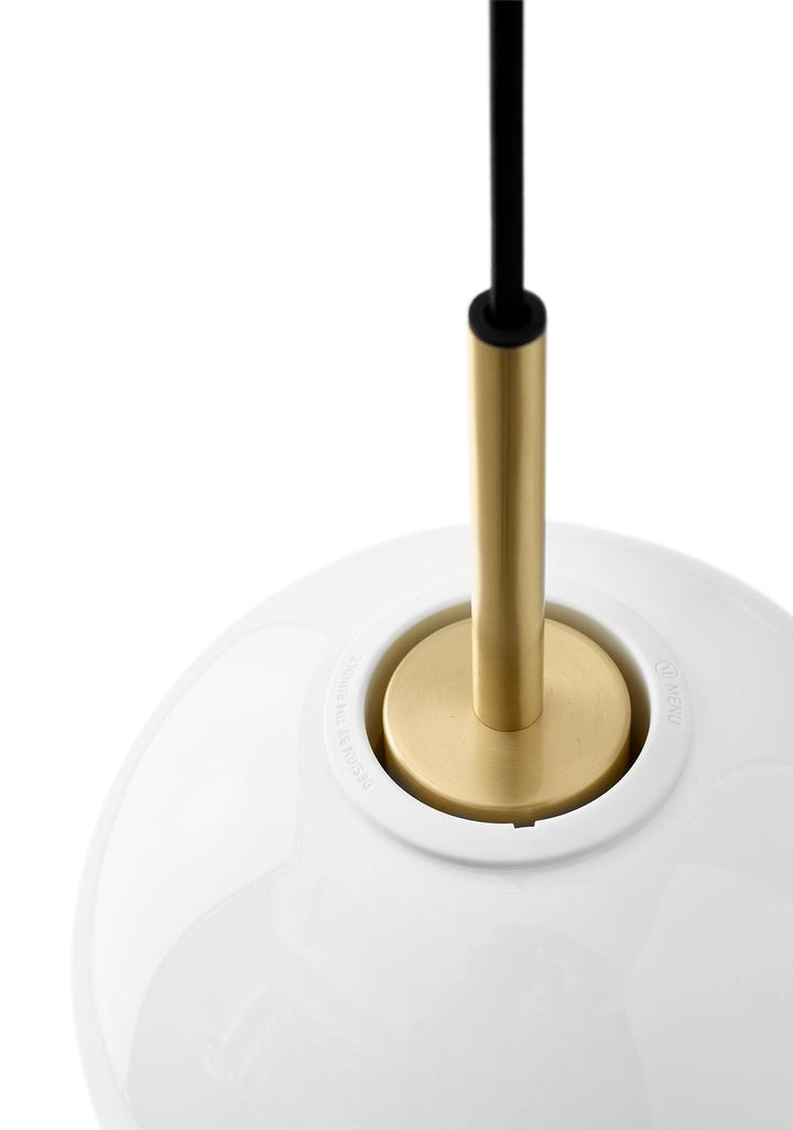 TR Bulb Pendant Lamp by Audo Copenhagen - TR Bulb is a clever solution for modern city living, inspired by the way people are increasingly becoming urban nomads, moving between cities and countries to pursue careers and life experiences. The first collabo