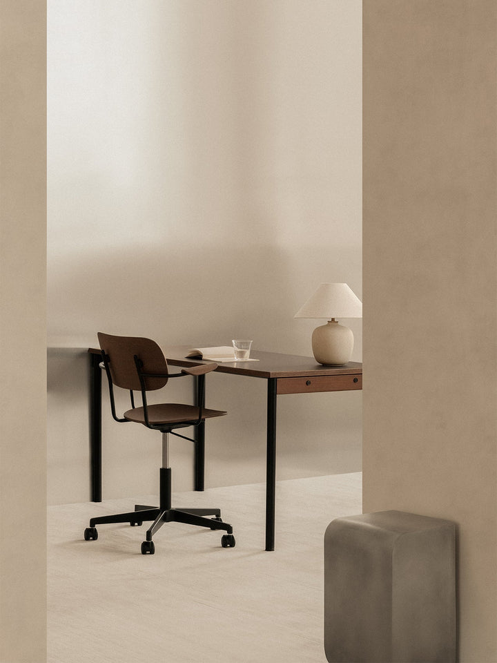 Co Task Chair, Veneer by Audo Copenhagen - The Co Task Armchair seamlessly integrates sitting comfort and flexible function into its minimalist expression. Designed for a wide range of work settings and set on a five-star Black or Aluminium swivel base wi