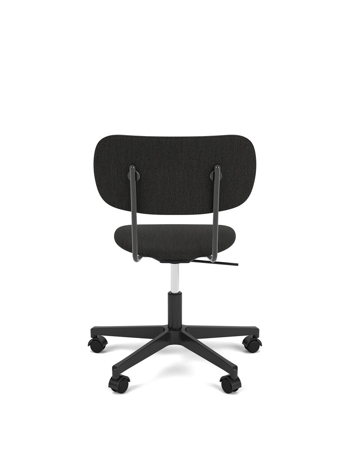 Co Task Chair, Fully Upholstered, Black base by Audo Copenhagen - The Co Task Armchair seamlessly integrates sitting comfort and flexible function into its minimalist expression. Designed for a wide range of work settings and set on a five-star Black swiv
