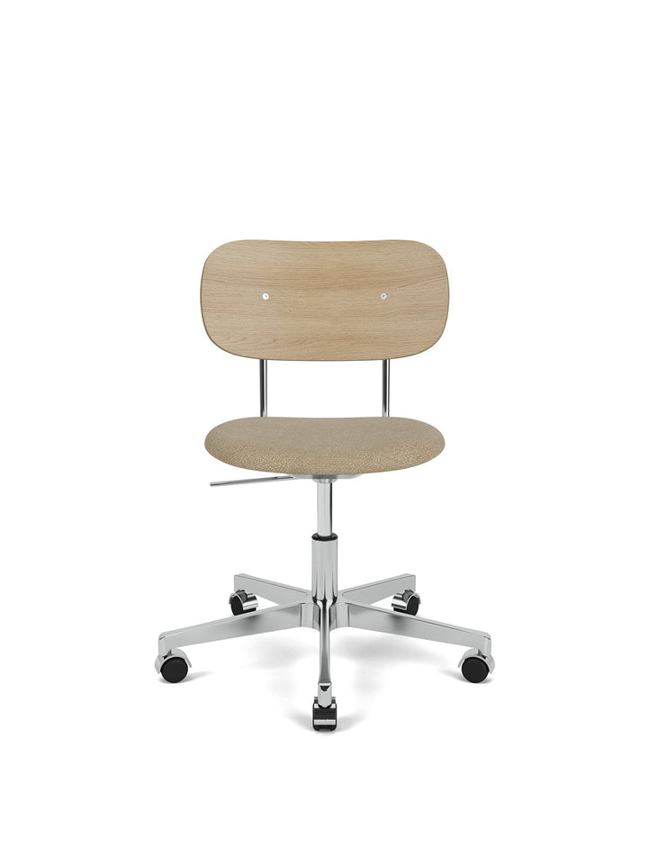 Co Task Chair, Seat Upholstered, Aluminium base by Audo Copenhagen - The Co Task Armchair seamlessly integrates sitting comfort and flexible function into its minimalist expression. Designed for a wide range of work settings and set on a five-star polishe
