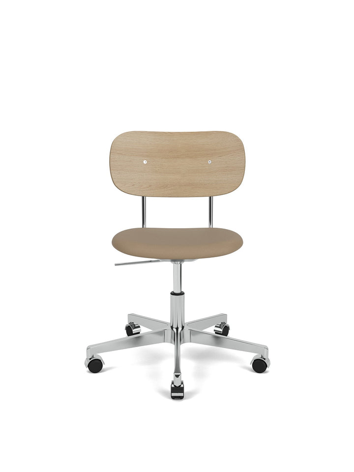 Co Task Chair, Seat Upholstered, Aluminium base by Audo Copenhagen - The Co Task Armchair seamlessly integrates sitting comfort and flexible function into its minimalist expression. Designed for a wide range of work settings and set on a five-star polishe