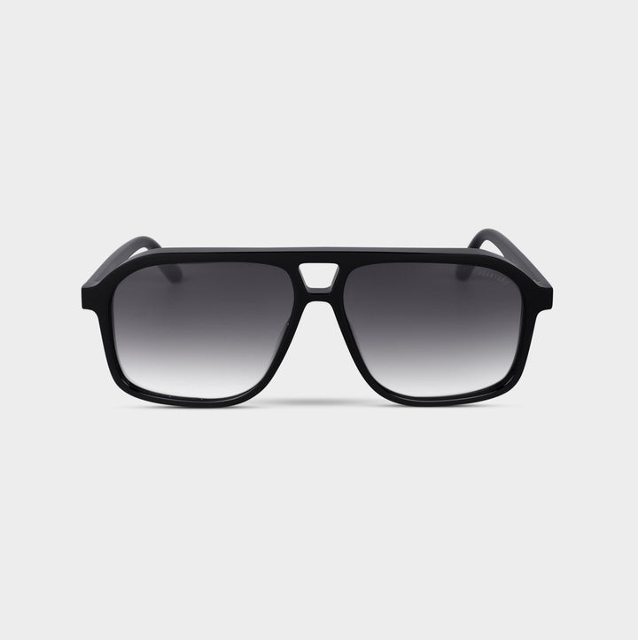 Vaanyard GRAVITY. Black Gloss | Grey Gradient Sunglasses