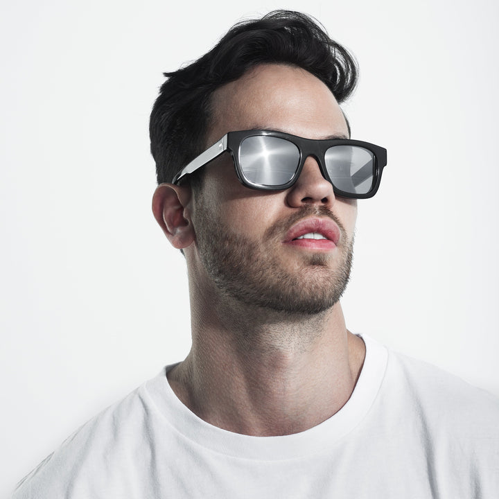 Vaanyard INFORMER. Black Gloss | Silver Flash Sunglasses