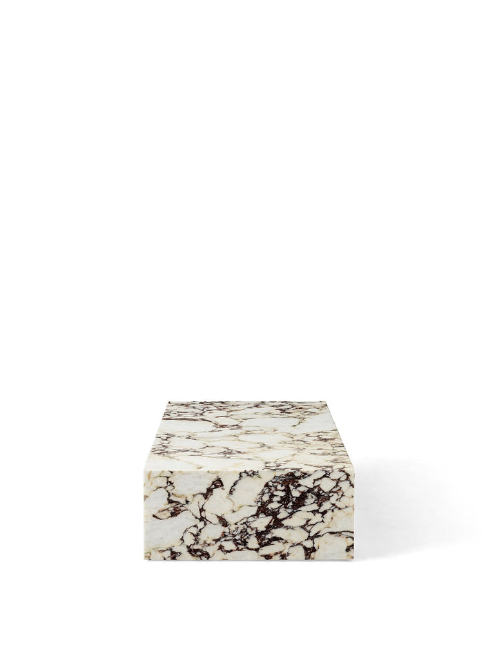 Plinth Low by Audo Copenhagen - The Plinth Low is a stunning addition to the Plinth Collection, featuring natural materials and expert craftsmanship. Its elegant design brings warmth and texture to any space. Available in a variety of marble options, incl