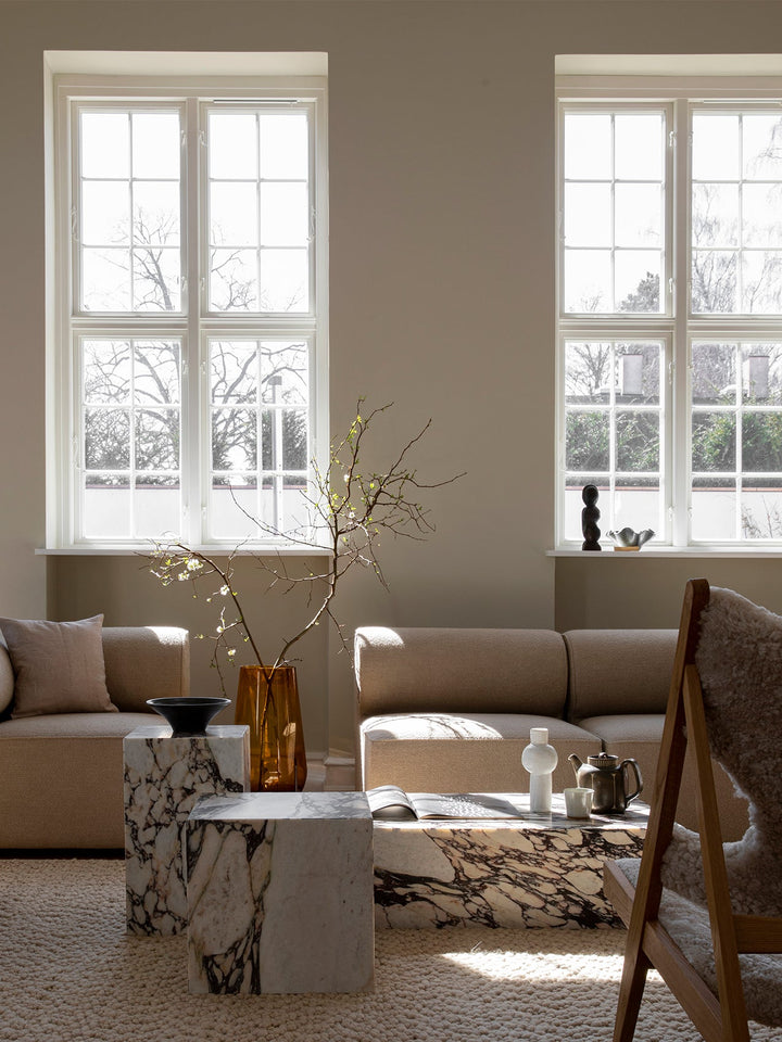 Plinth Low by Audo Copenhagen - The Plinth Low is a stunning addition to the Plinth Collection, featuring natural materials and expert craftsmanship. Its elegant design brings warmth and texture to any space. Available in a variety of marble options, incl