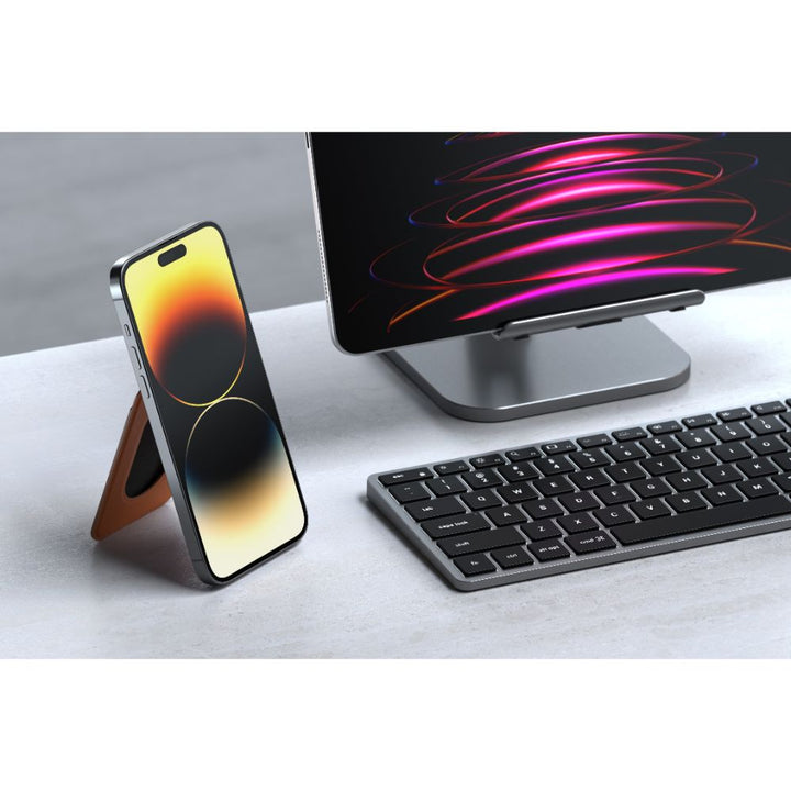 Satechi Magnetic Wallet Stand for iPhone The Satechi Vegan-Leather Magnetic Wallet Stand perfectly combines style, functionality, and sustainability – a powerful add-on accessory and the perfect companion for your everyday needs. Designed with MagSafe-com