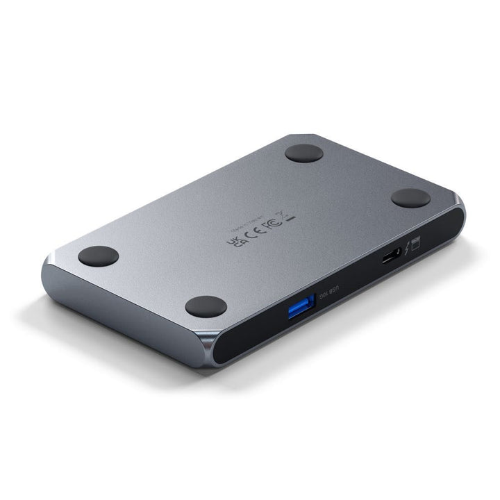 Satechi Thunderbolt 4 Slim Hub Ideal for creative professionals, the sleek Thunderbolt 4 Slim Hub can provide 40Gbps bandwidth for connecting external displays and high-speed peripherals while simultaneously delivering 60W of charging to the host device.