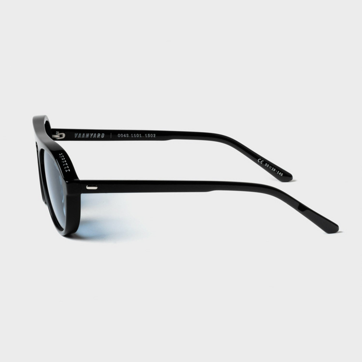 Vaanyard ILLICIT. Black | Light Blue Sunglasses