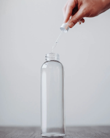 Lotus mixing bottle for coffee mineral water recipes