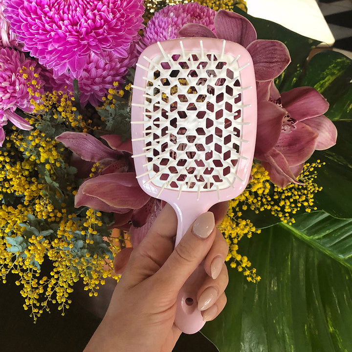 Janake Super Brush ( Multi Colours ) | Australian Stockist This brush features vented styling and nylon bristles, suitable for all hair types. Introducing The Superbrush by Janeke, a beloved patented styling brush that detangles with ease, speeds up blow