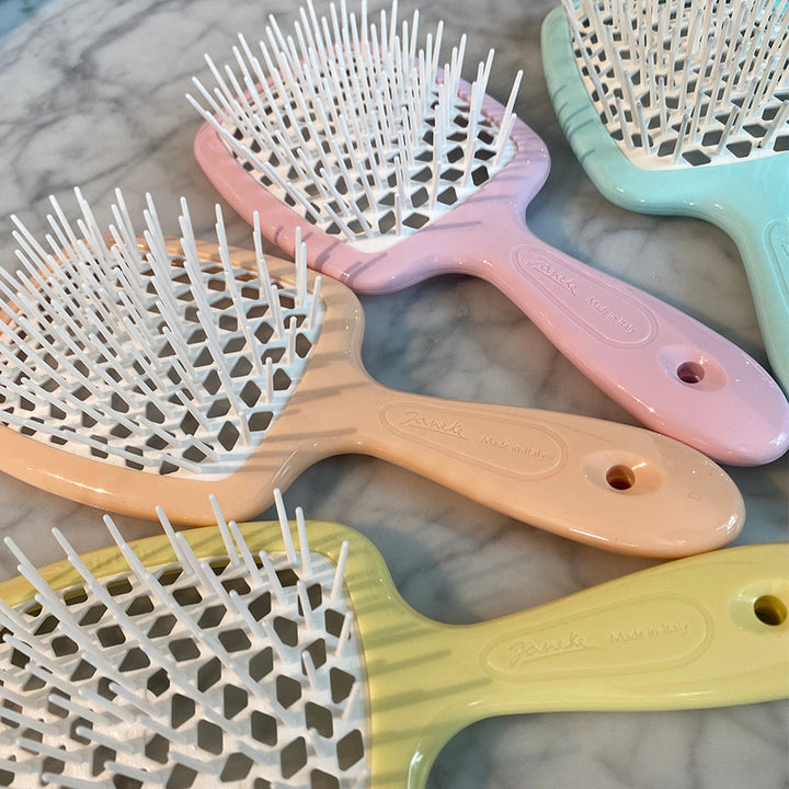 Janake Super Brush ( Multi Colours ) | Australian Stockist This brush features vented styling and nylon bristles, suitable for all hair types. Introducing The Superbrush by Janeke, a beloved patented styling brush that detangles with ease, speeds up blow