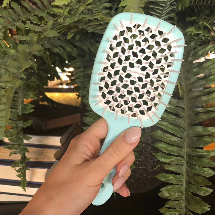 Janake Super Brush ( Multi Colours ) | Australian Stockist This brush features vented styling and nylon bristles, suitable for all hair types. Introducing The Superbrush by Janeke, a beloved patented styling brush that detangles with ease, speeds up blow