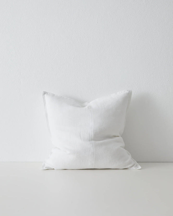 Como Snow Cushion - Classic White Linen Discover the Como Snow cushion, crafted from premium European linen for a soft, stylish look. Perfect for any decor.