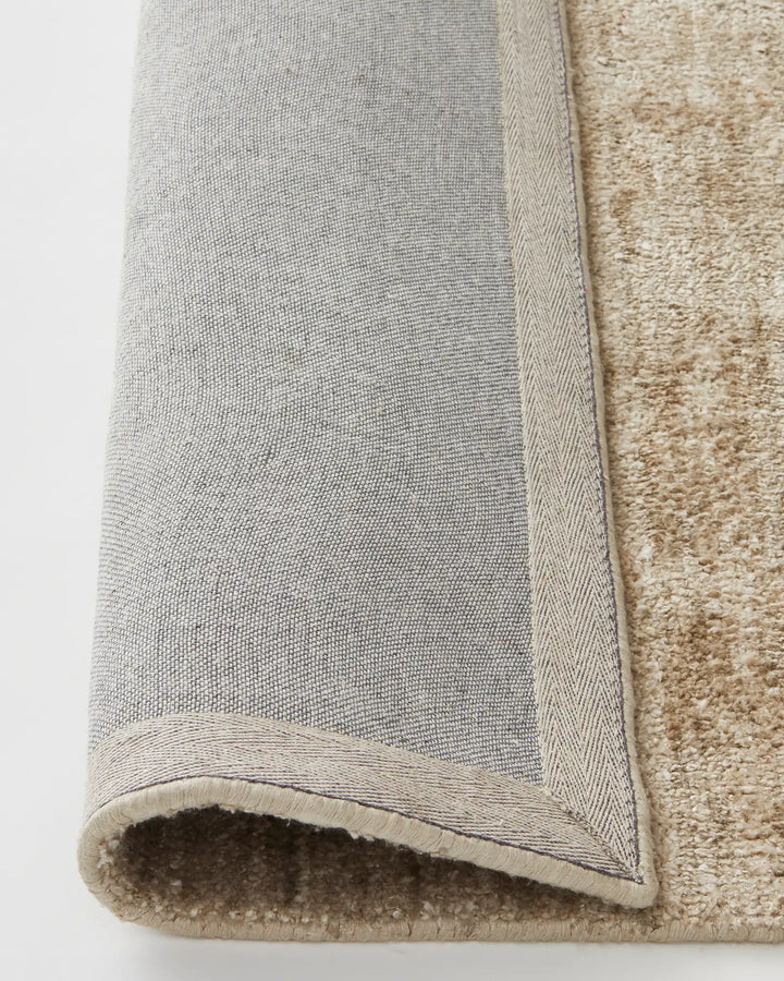 Almonte Mink - Luxurious Hand-Woven Rug Almonte Mink offers a soft and thick luxurious rug, perfect for low-traffic areas, adding warmth and sophistication to your space.