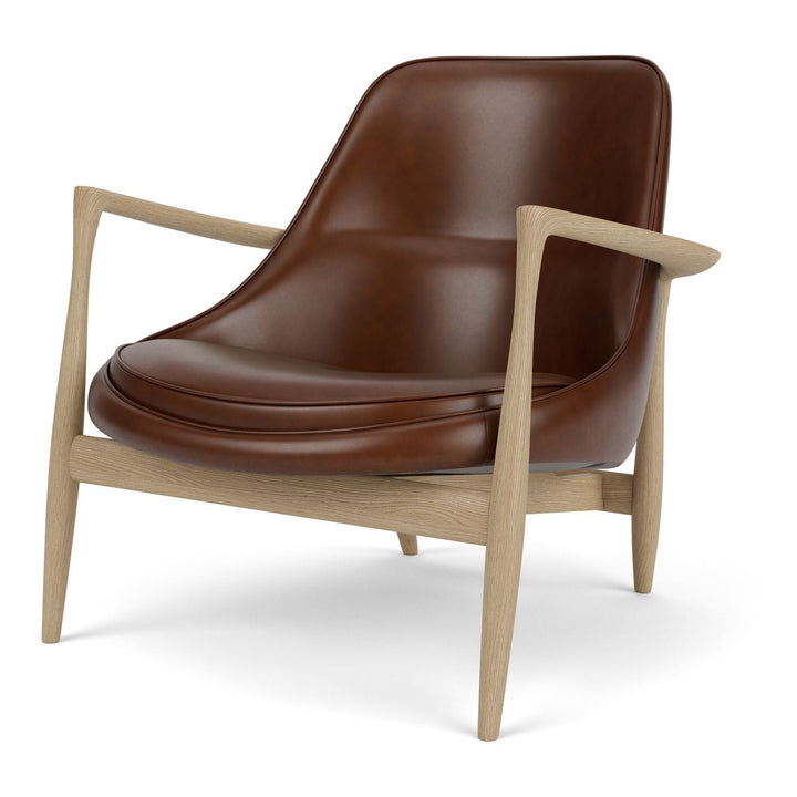 Elizabeth Lounge Chair by Audo Copenhagen - Well-proportioned and well designed, the Elizabeth Lounge Chair profiles a majestic elegance that underpins its royal name. Originally called the Model U56, it was later dubbed Elizabeth Chair after Queen Elizab