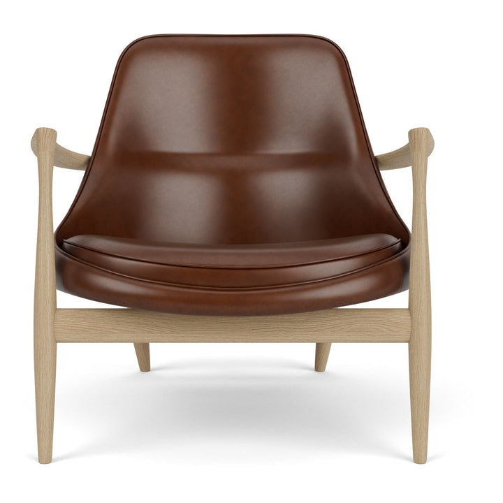 Elizabeth Lounge Chair by Audo Copenhagen - Well-proportioned and well designed, the Elizabeth Lounge Chair profiles a majestic elegance that underpins its royal name. Originally called the Model U56, it was later dubbed Elizabeth Chair after Queen Elizab