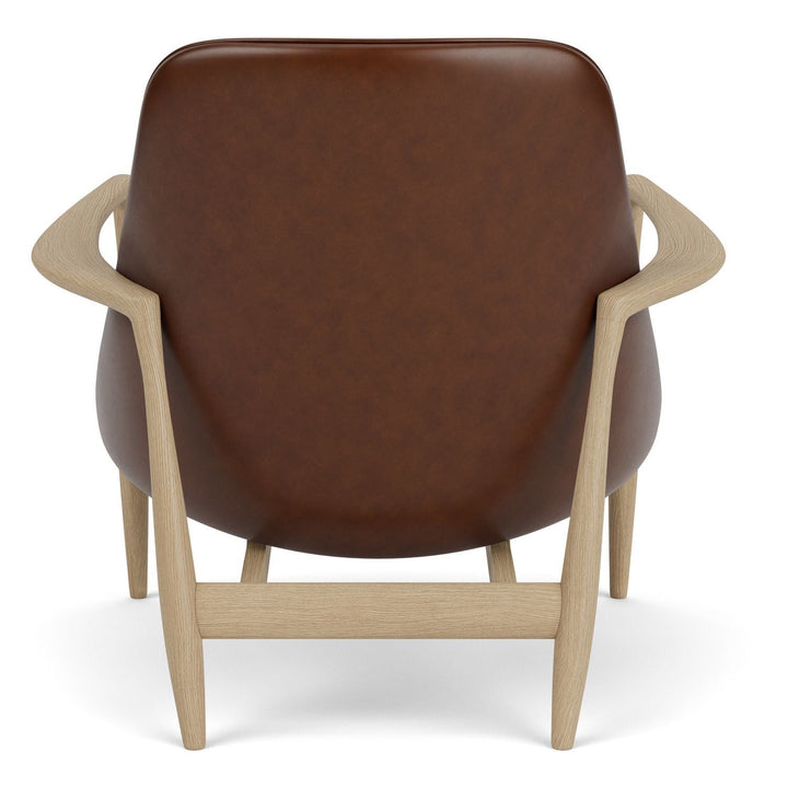 Elizabeth Lounge Chair by Audo Copenhagen - Well-proportioned and well designed, the Elizabeth Lounge Chair profiles a majestic elegance that underpins its royal name. Originally called the Model U56, it was later dubbed Elizabeth Chair after Queen Elizab