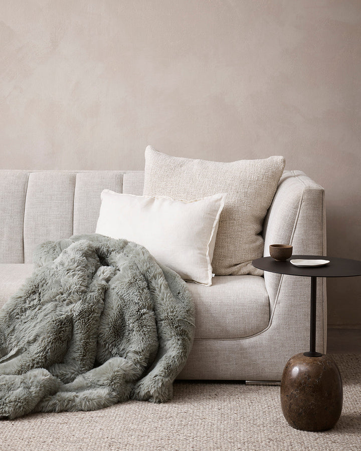 Arcadia Cushion Raw texture is celebrated in stunning natural tones. Handwoven in 100% linen, the Arcadia features a 1cm flange edge, enhancing strength and durability while creating an easy and contemporary aesthetic. The natural charcoal tone and lumbar