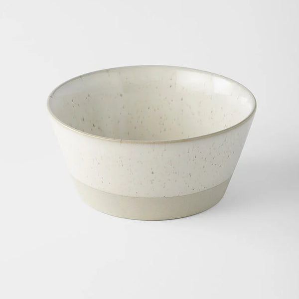 Earth Base Bowl 13cm / White Flax Glaze