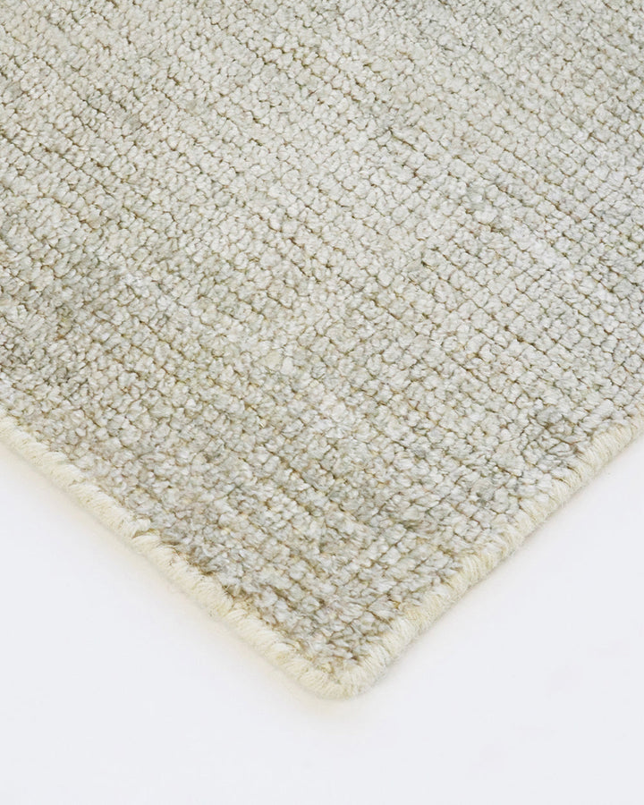 Belverde Floor Rug Embrace everyday luxury with the lustrous sheen and beautifully soft feel of the Belverde. Crafted from a blend of bamboo silk and wool, the low-cut pile and gently mottled slate tone makes this a tranquil addition to any interior. Aust